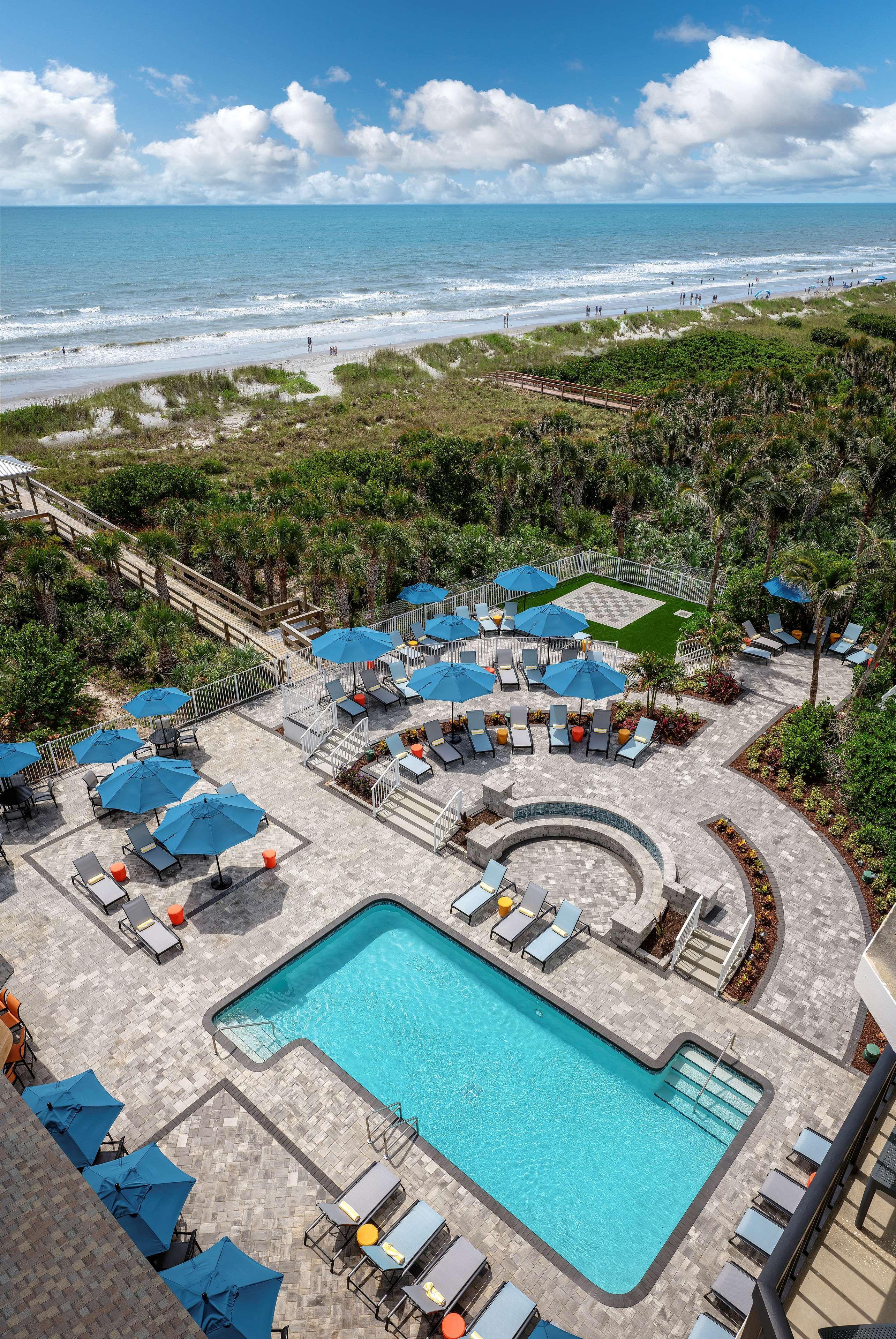 Hilton Garden Inn Cocoa Beach-Oceanfront, Fl Exteriör bild