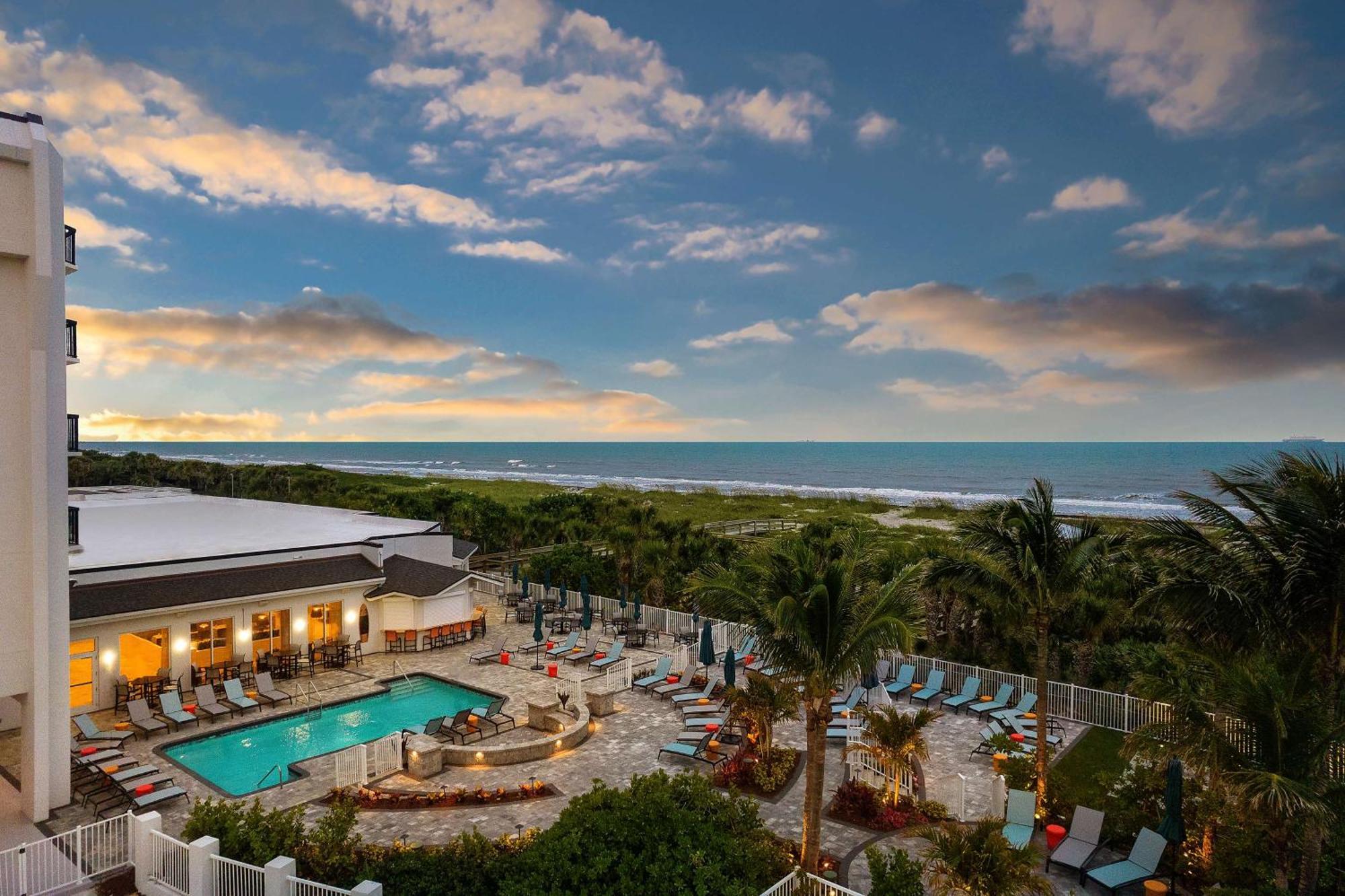 Hilton Garden Inn Cocoa Beach-Oceanfront, Fl Exteriör bild