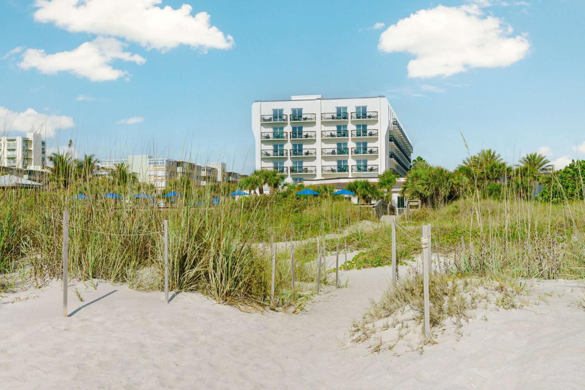 Hilton Garden Inn Cocoa Beach-Oceanfront, Fl Exteriör bild